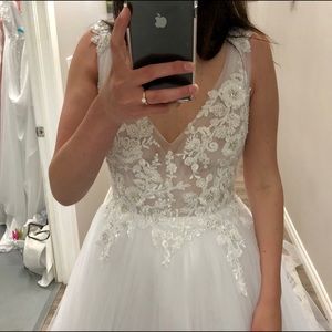 Casablanca Birdie wedding dress, size 8, NEW